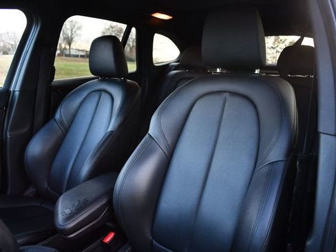 Used 2017 BMW X1 xDrive28i w/ Driving Assistance Package image 12