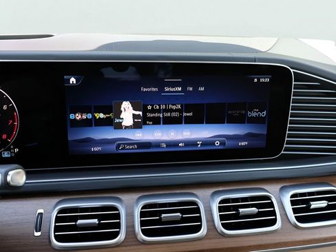 New 2026 Mercedes-Benz GLS 450 4MATIC image 22