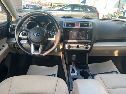 Used 2017 Subaru Legacy 2.5i Premium image 6