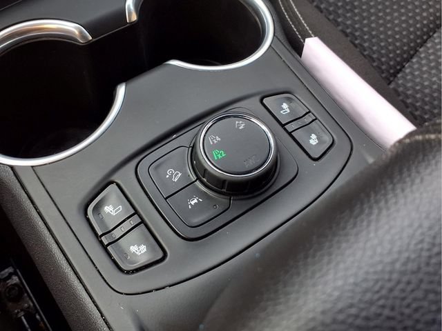Certified 2022 GMC Terrain SLE w/ Driver Convenience Package AWD/4WD image 12