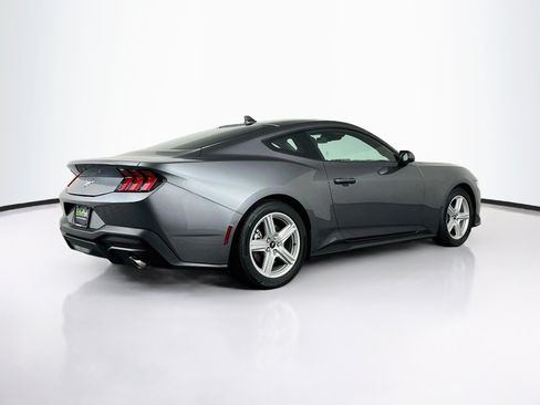 Used 2026 Ford Mustang Premium RWD image 9