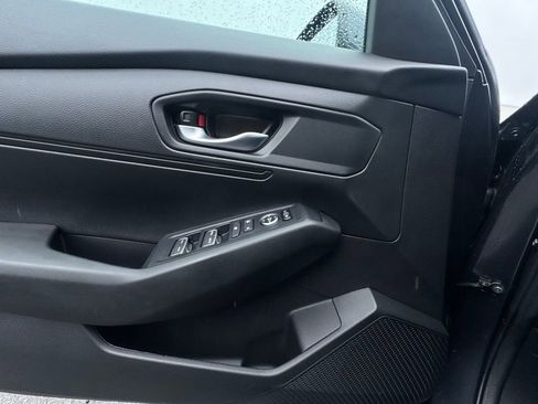 Used 2025 Honda Accord LX image 16