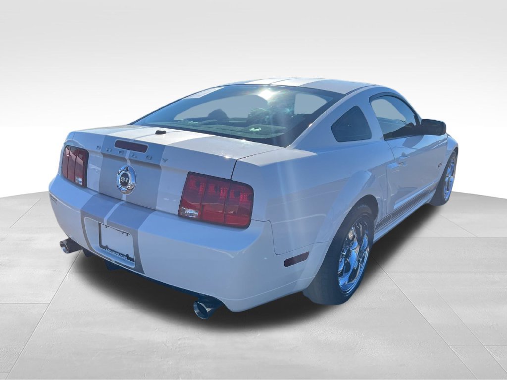 Used 2007 Ford Mustang GT RWD image 5