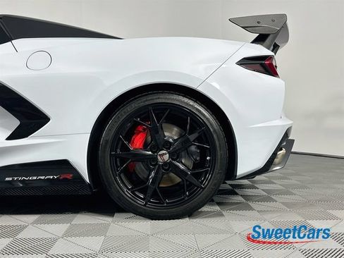 Used 2022 Chevrolet Corvette Stingray Premium Conv w/ Z51 Performance Package RWD image 50