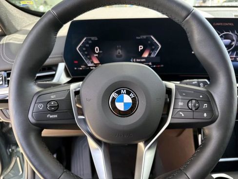 Used 2025 BMW X1 xDrive28i AWD/4WD image 33