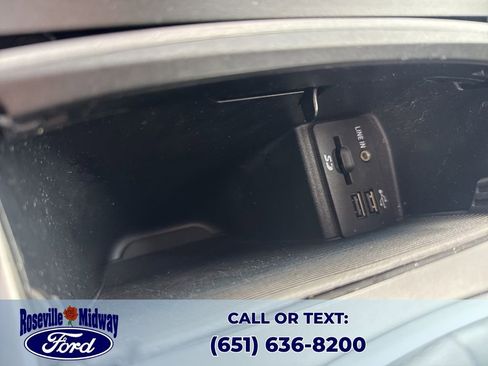Used 2015 Ford Edge SEL w/ Equipment Group 201A FWD image 16