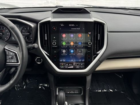 Used 2024 Subaru Ascent Limited w/ Technology Package image 2