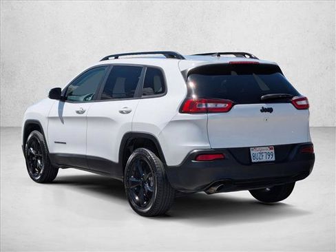 Used 2018 Jeep Cherokee Limited w/ High Altitude Package FWD image 8