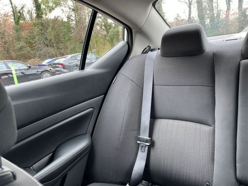 Used 2025 Nissan Altima 2.5 SV image 38