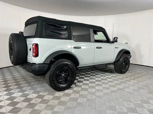 Used 2024 Ford Bronco Wildtrak image 7