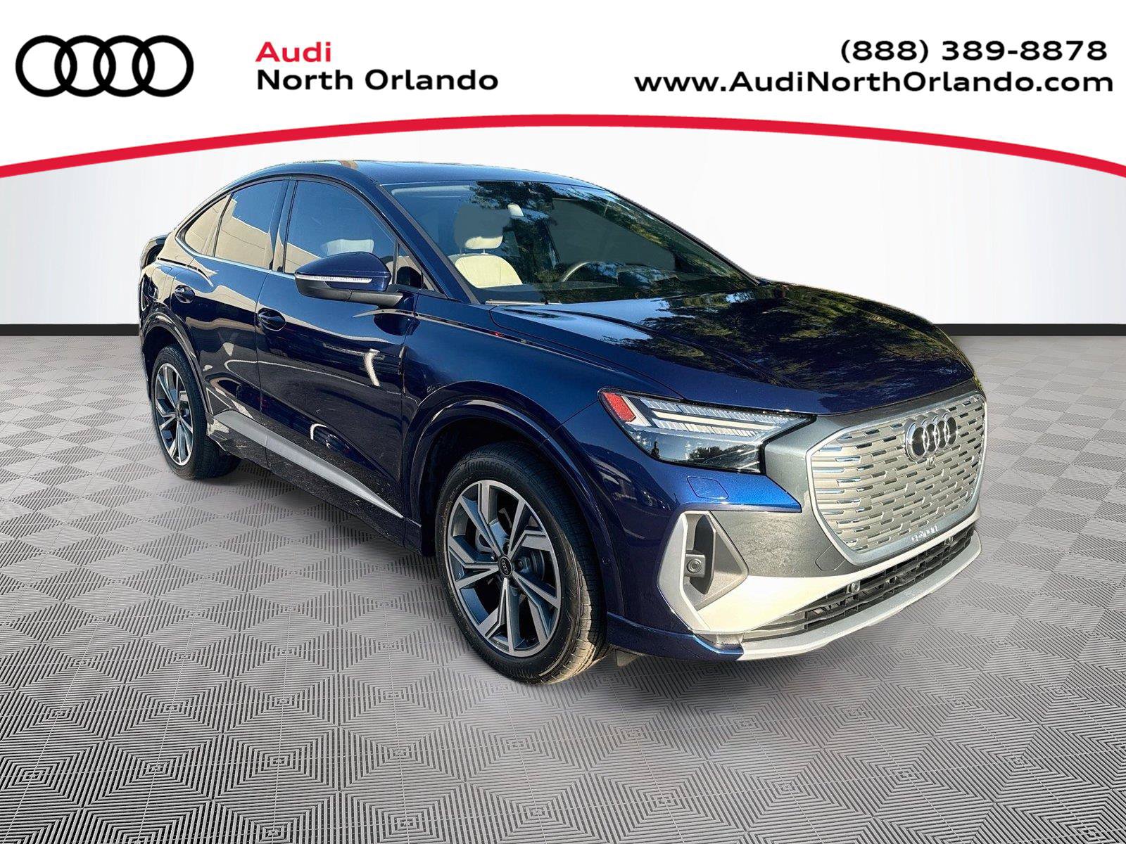 Used 2023 Audi Q4 e-tron Prestige AWD/4WD image 1