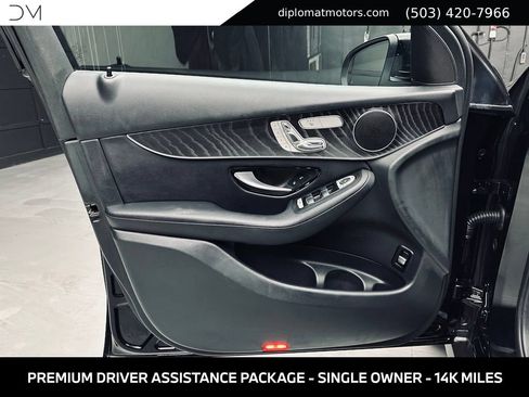 Used 2018 Mercedes-Benz GLC 300 4MATIC image 27