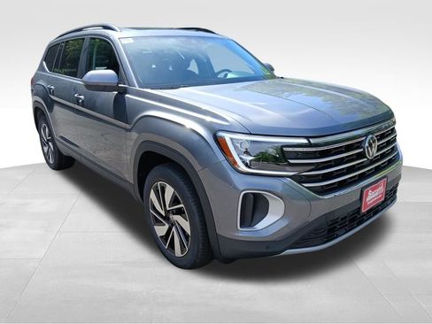 New 2025 Volkswagen Atlas SE image 7