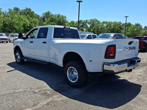 New 2026 RAM 3500 Tradesman AWD/4WD image 6