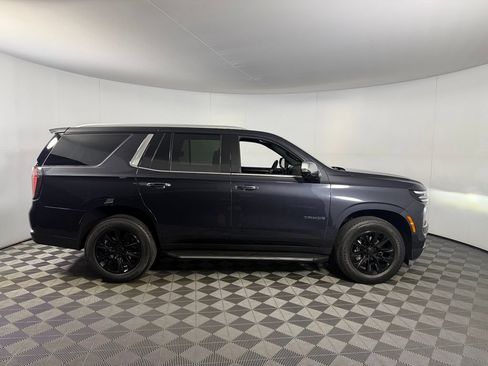 Used 2025 Chevrolet Tahoe Premier AWD/4WD image 7