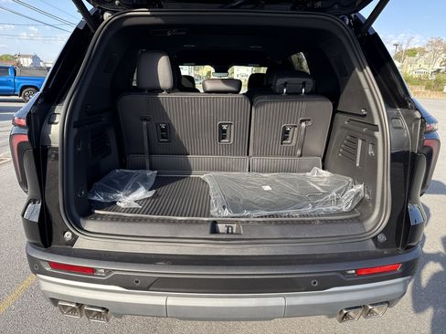 New 2026 Chevrolet Traverse Z71 w/ Driver Confidence Package image 5