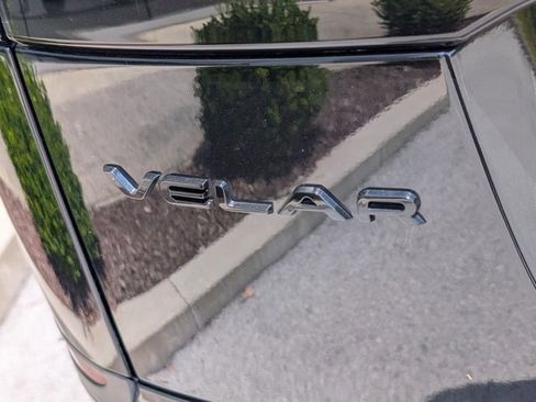 Certified 2025 Land Rover Range Rover Velar S image 30