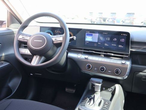 New 2026 Hyundai Kona SE FWD image 16
