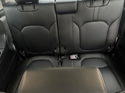 Certified 2023 Honda Pilot Elite image 22