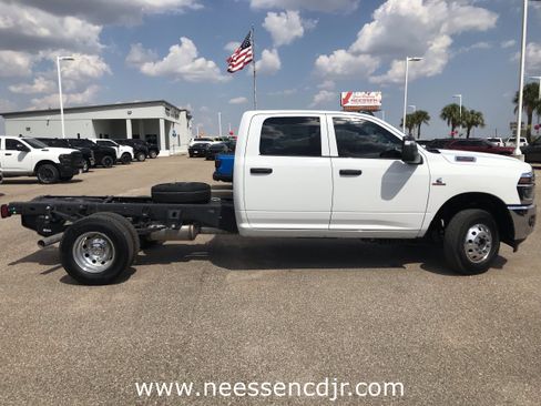 New 2026 RAM 3500 Tradesman w/ Chrome Appearance Group image 8