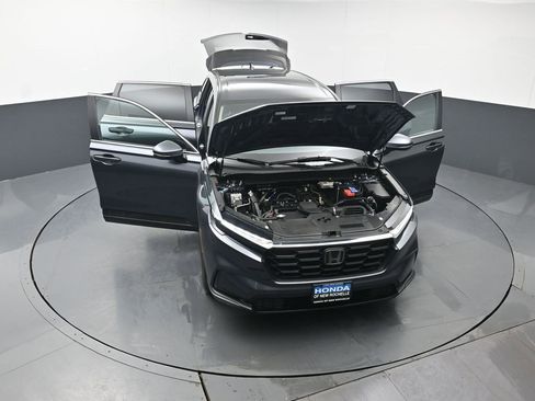 Used 2024 Honda CR-V LX image 48