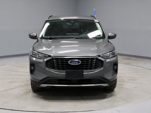 Certified 2025 Ford Escape Platinum image 8