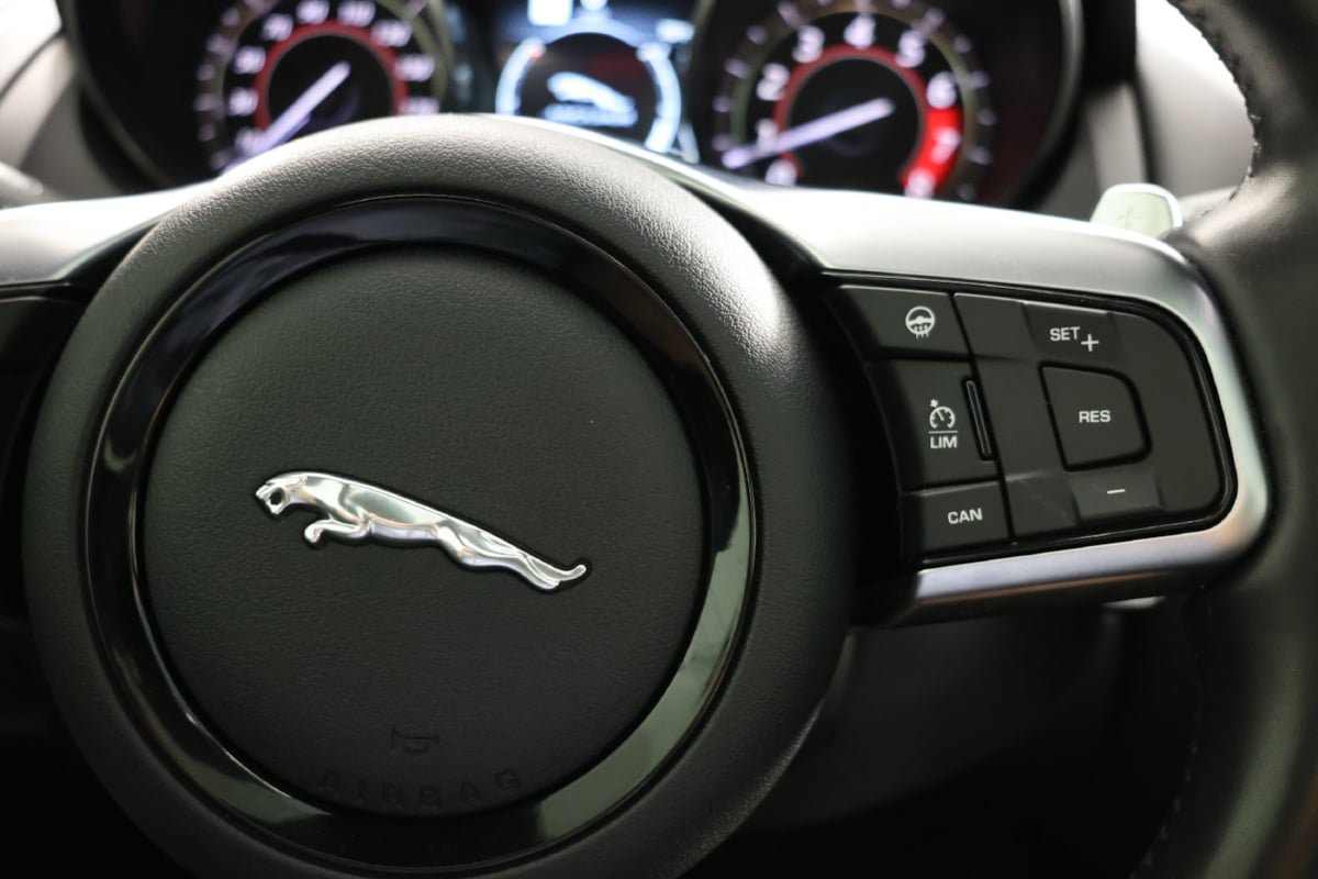 Used 2020 Jaguar F-TYPE Checkered Flag RWD image 30