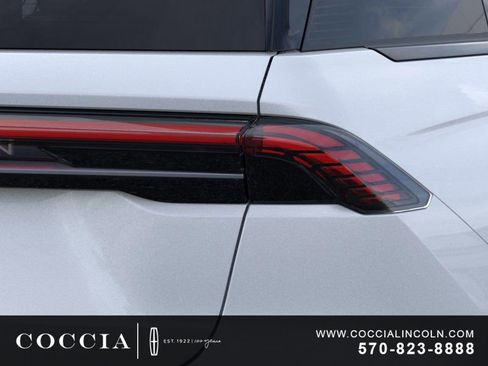 New 2026 Lincoln Nautilus Premier w/ Equipment Group 102A image 21