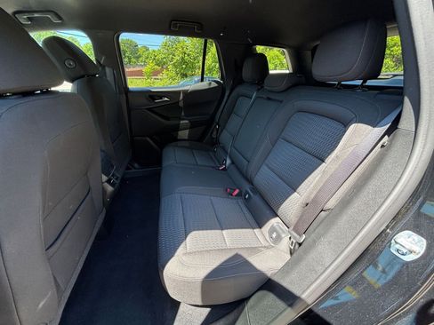 Used 2025 Chevrolet Equinox LT FWD image 33