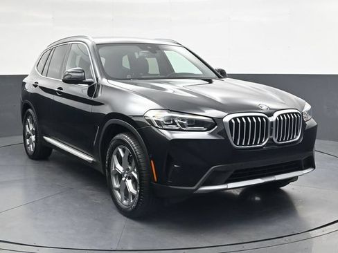 Used 2024 BMW X3 xDrive30i w/ Convenience Package AWD/4WD image 2
