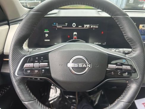 Used 2023 Nissan Ariya FWD image 27