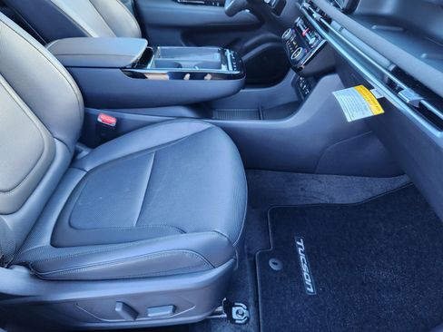 New 2026 Hyundai Tucson Limited AWD/4WD image 17