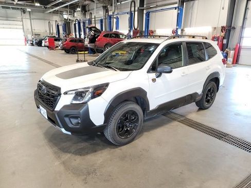 Used 2022 Subaru Forester Wilderness AWD/4WD image 3