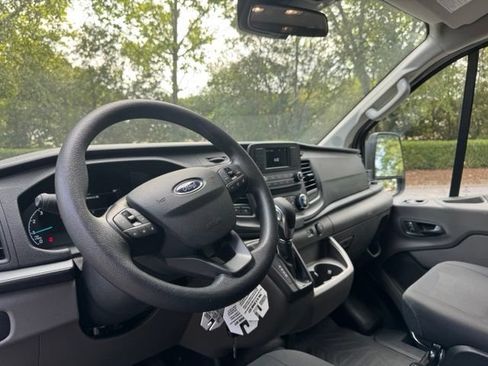 Used 2025 Ford Transit 250 Low Roof w/ Exterior Upgrade Package RWD image 11
