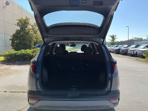 Used 2026 Hyundai Tucson SEL FWD image 11