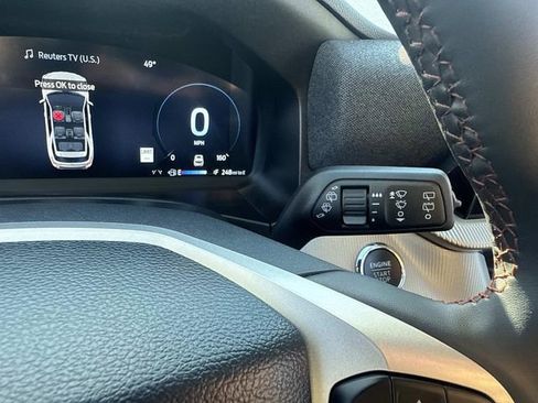 Certified 2025 Ford Explorer Active image 33