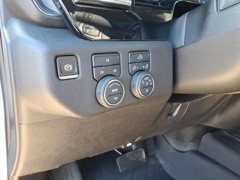 Used 2025 Chevrolet Silverado 3500 LT image 20