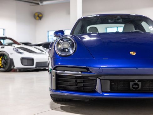Used 2021 Porsche 911 Turbo S image 22