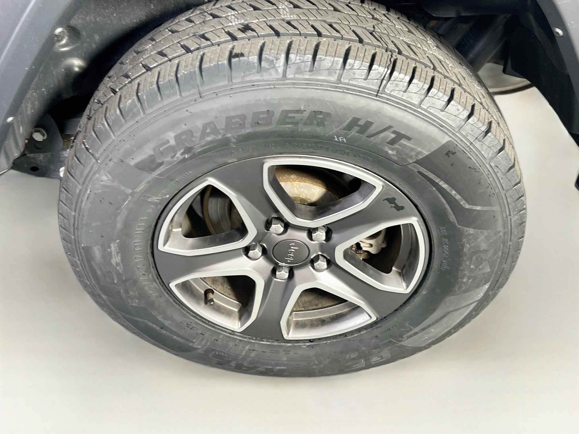 Used 2023 Jeep Wrangler Sport AWD/4WD image 30