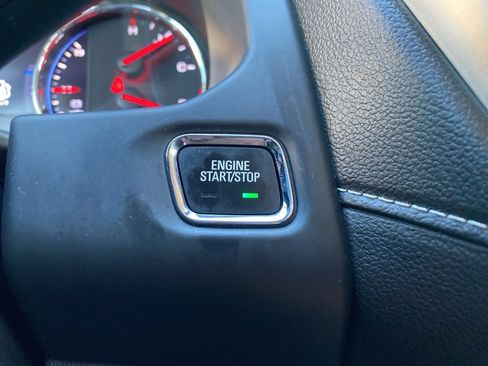 Used 2023 GMC Acadia Denali image 24