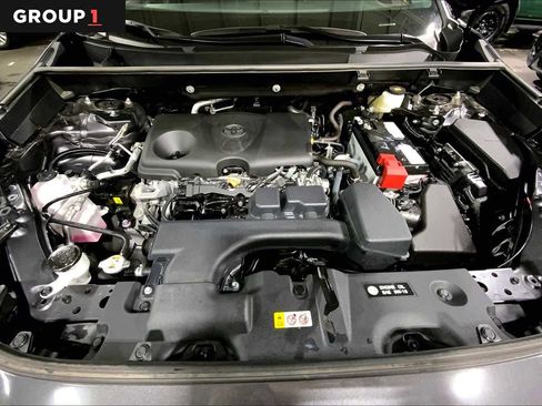 Used 2024 Toyota RAV4 LE image 31