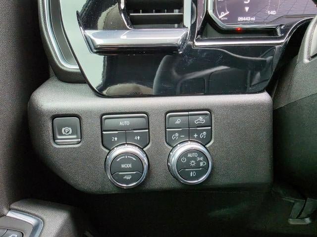 Used 2025 GMC Sierra 1500 SLT AWD/4WD image 26