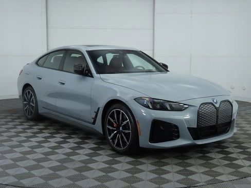 Used 2025 BMW i4 eDrive40 w/ M Sport Package image 3