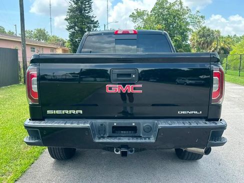 Used 2018 GMC Sierra 1500 Denali w/ Denali Ultimate Package AWD/4WD image 5