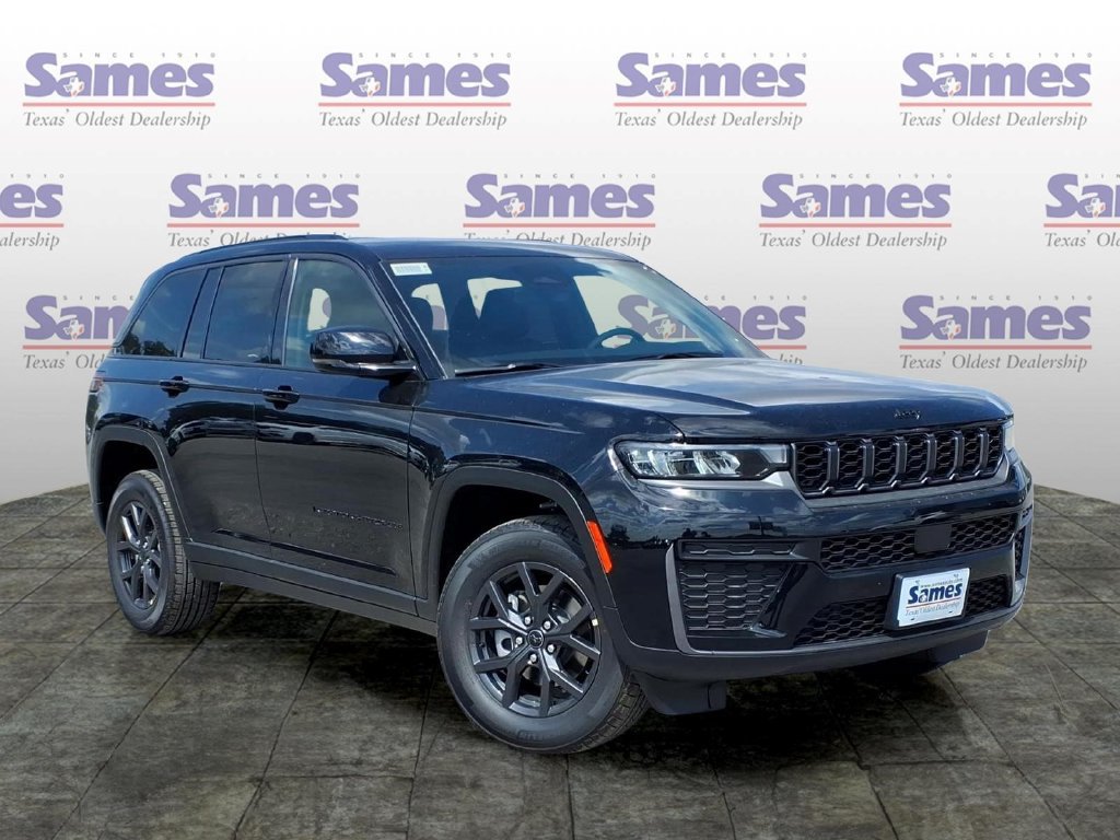 New 2027 Jeep Grand Cherokee Altitude RWD image 1