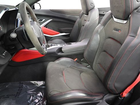 Used 2021 Chevrolet Camaro ZL1 image 17