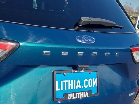 Used 2020 Ford Escape SEL image 15