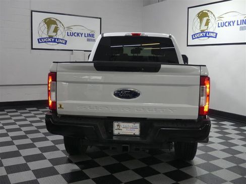 Used 2017 Ford F250 XL AWD/4WD image 8