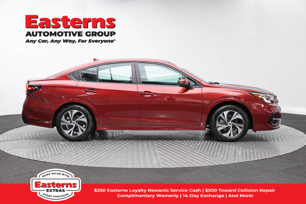 Used 2025 Subaru Legacy Premium AWD/4WD image 5