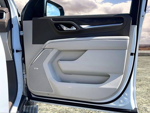 Used 2023 GMC Yukon Denali image 29